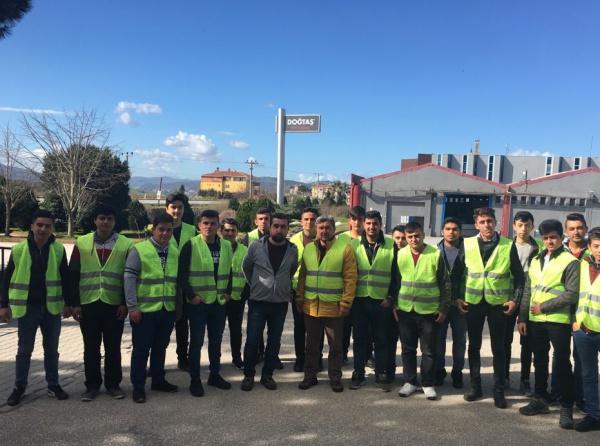 Mobilya Bölümü Öğrencilerimiz Doğtaş Fabrikasına Gezi Düzenledi